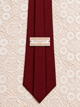Cravatta bordeaux con ricamo