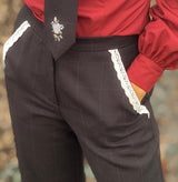 Pantalone lana con inserti in macramè